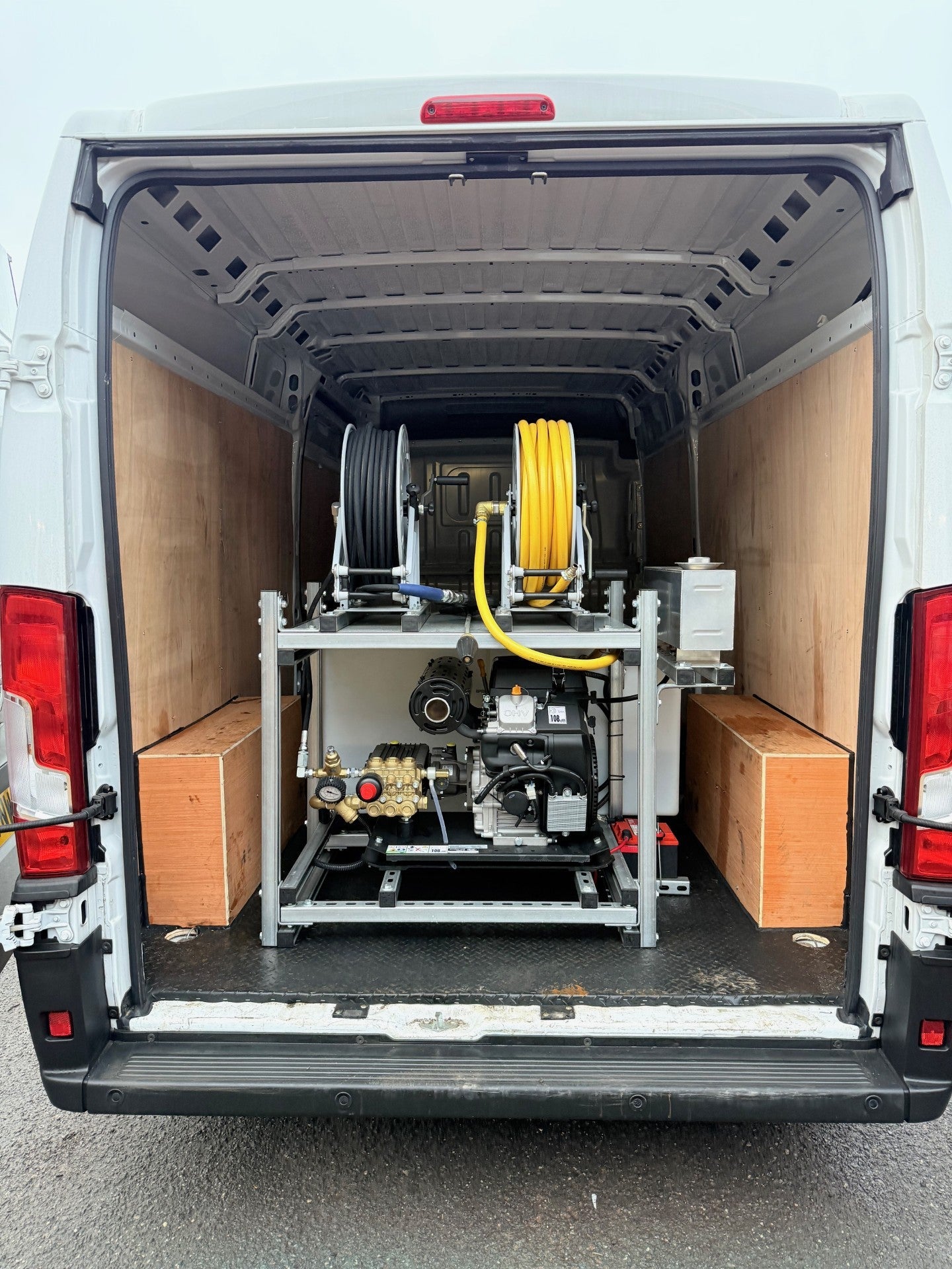 VP30200 Van Pack Pressure Washer Loncin V-Twin 200 Bar - RealKleen LTD